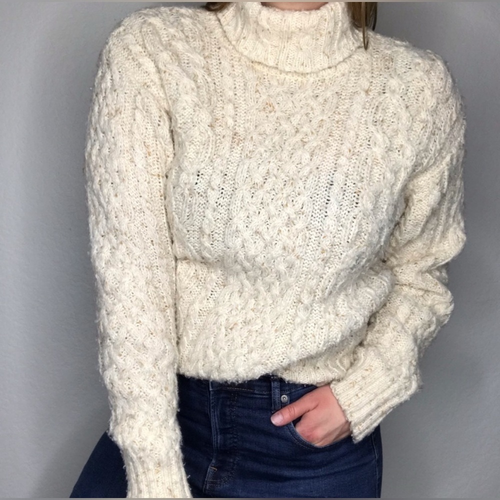 Vintage Liz Sport Cable Knit Turtleneck Sweater Preppy Fisherman Academia
